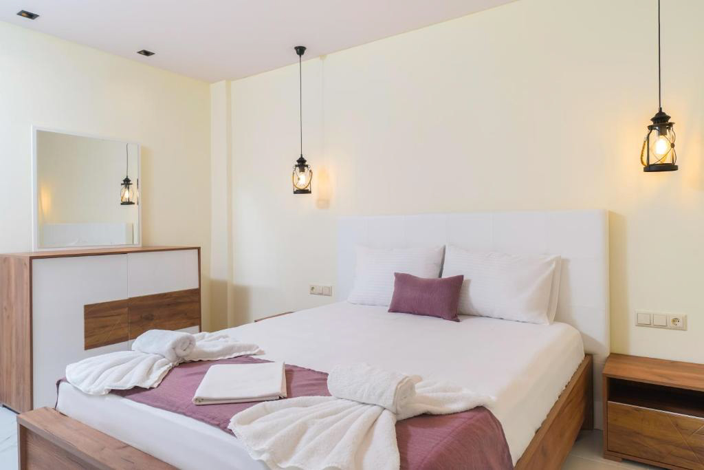 APARTMENT GROUND FLOOR